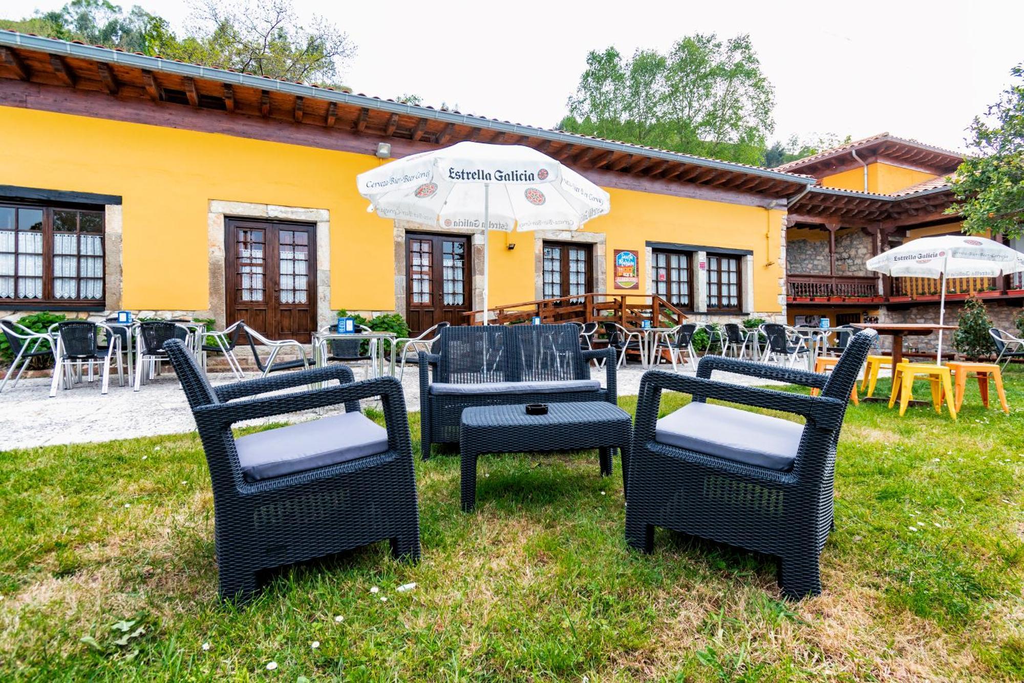Albergue Santa Marina Buelna Екстер'єр фото